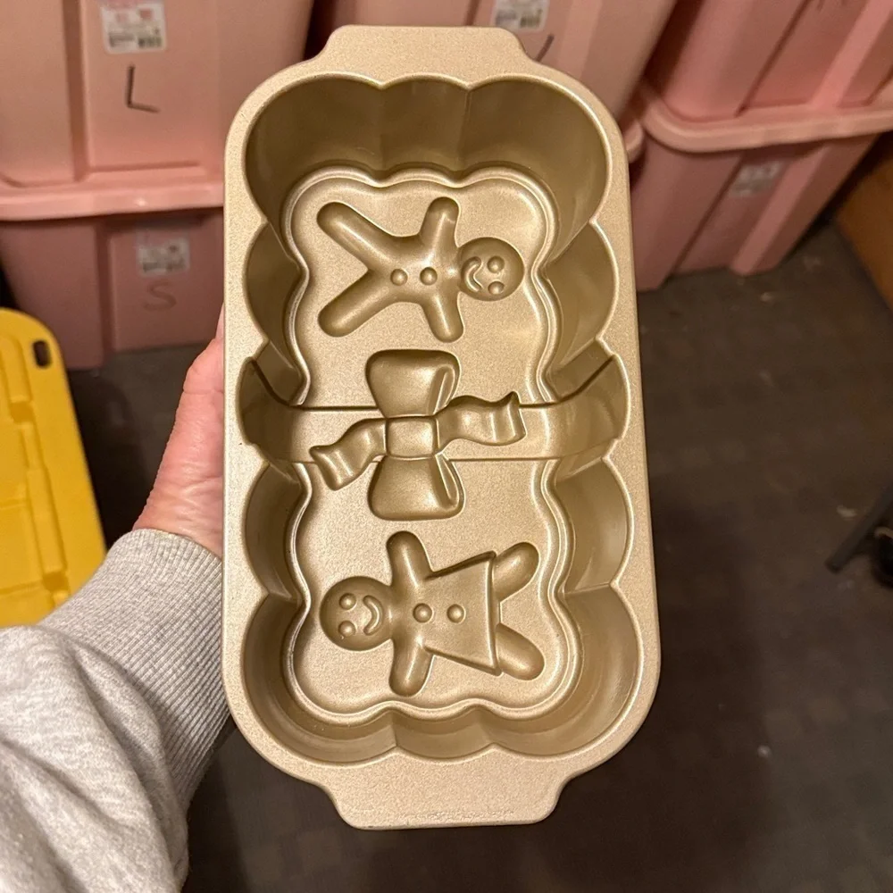 Nordic Ware‎ Gingerbread Loaf Pan 12